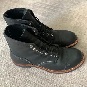 Red Wing Shoes Iron Ranger black boots size 9.5 D